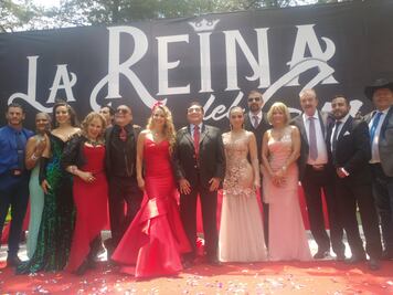 Presentan a elenco de La reina del sur en su versión teatral