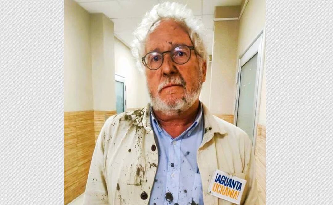 El escritor colombiano estaba en un restaurante con el excomisionado de Paz, Sergio Jaramillo, y la periodista Catalina Gómez, ambos compatriotas suyos, cuando un ataque ruso con misiles golpeó el centro de Kramatorsk. Foto: @literlandweb1