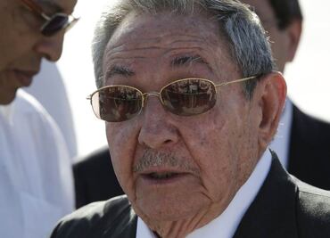 Preocupa a Castro actividad 'ilegal' de diplomáticos de EU