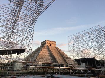 Avanzan preparativos para el concierto de Manzanero en Chichén Itzá