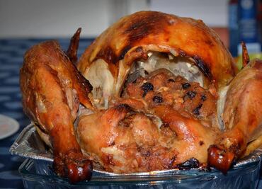 ¿Te quieren dar canasta o pavo en vez de aguinaldo? No se vale, señalan contadores