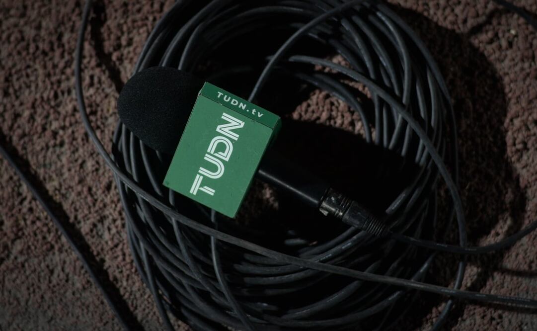 Micrófono de TUDN - FOTO: Imago7