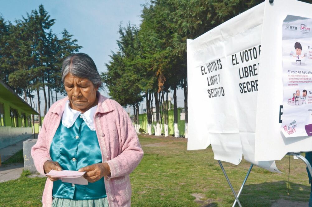 El Instituto Nacional Electoral (INE) detectó una correlación entre la inseguridad en que viven los municipios y su baja asistencia a las urnas (ARCHIVO EL UNIVERSAL)