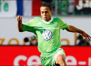 Puebla refuerza su mediacancha con jugador venezolano