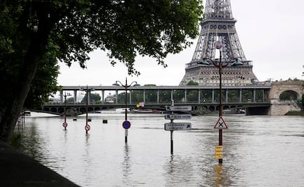 Museos de París trasladan piezas por inundación