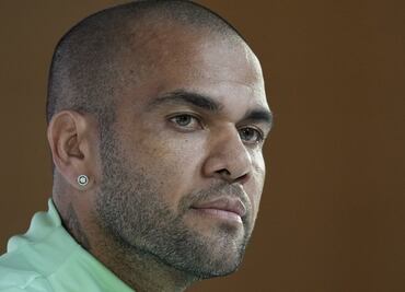 Amigas de la presunta víctima de Dani Alves ratifican testimonio contra el jugador