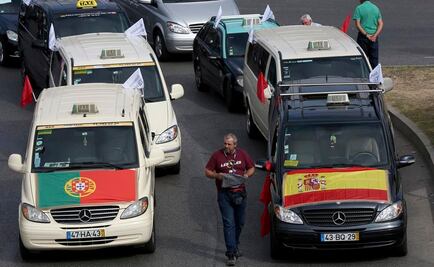Taxistas de Portugal protestan en contra de Uber