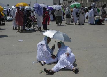Arabia Saudita confirma muerte de mil 300 peregrinos en el 'hach' marcado por la ola de calor