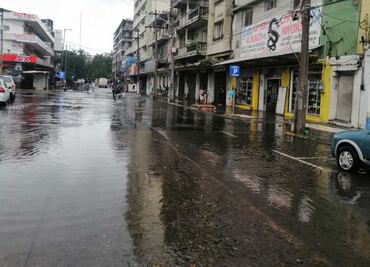 Lluvias intensas dejan encharcamientos e inundaciones en diversas partes de Veracruz