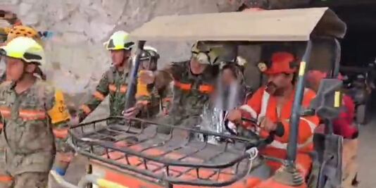 La luz de su linterna salvó a segundo minero; así fue el rescate de Francisco Nájera, trabajador de la mina Santa Fe