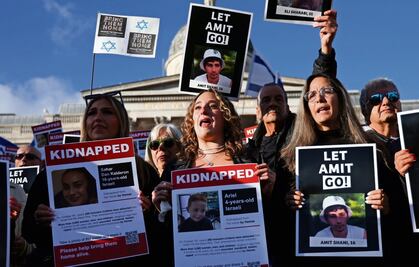 Marchan para liberar rehenes de Hamas