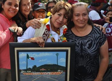 En la cuna del llamado grupo Atlacomulco, Delfina Gómez llama a votar por su gobierno