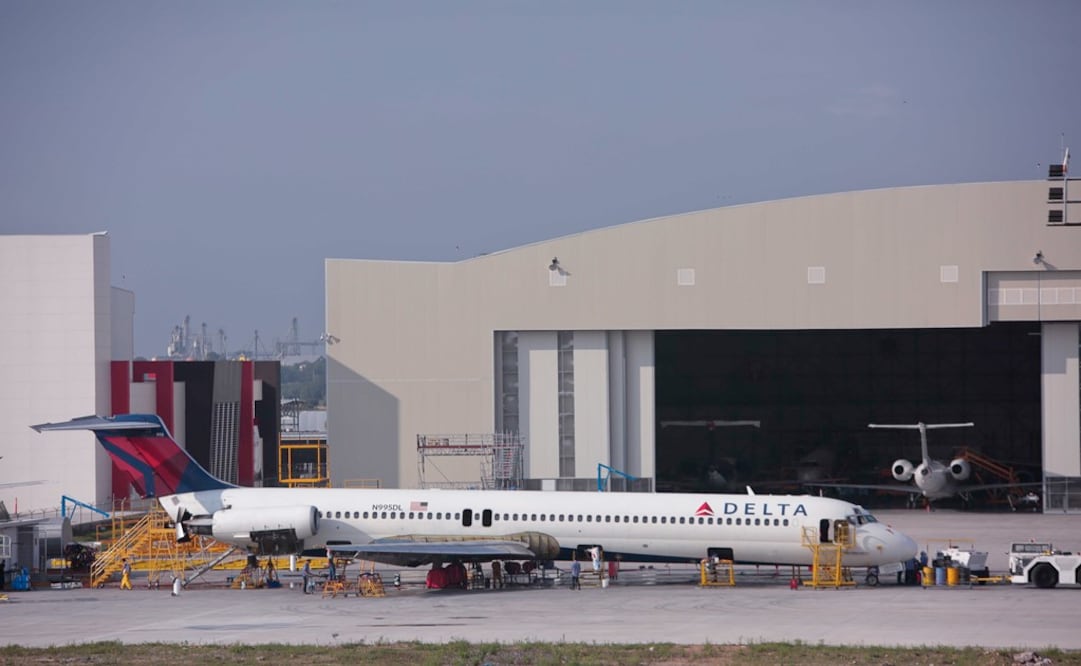 El gobernador aseguró que su entidad está muy consolidada porque tiene la Universidad Nacional de Aeronáutica. (FOTO:Archivo/EL UNIVERSAL)