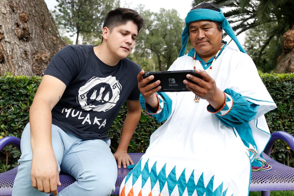 Rarámuris conquistan mundo de los videojuegos