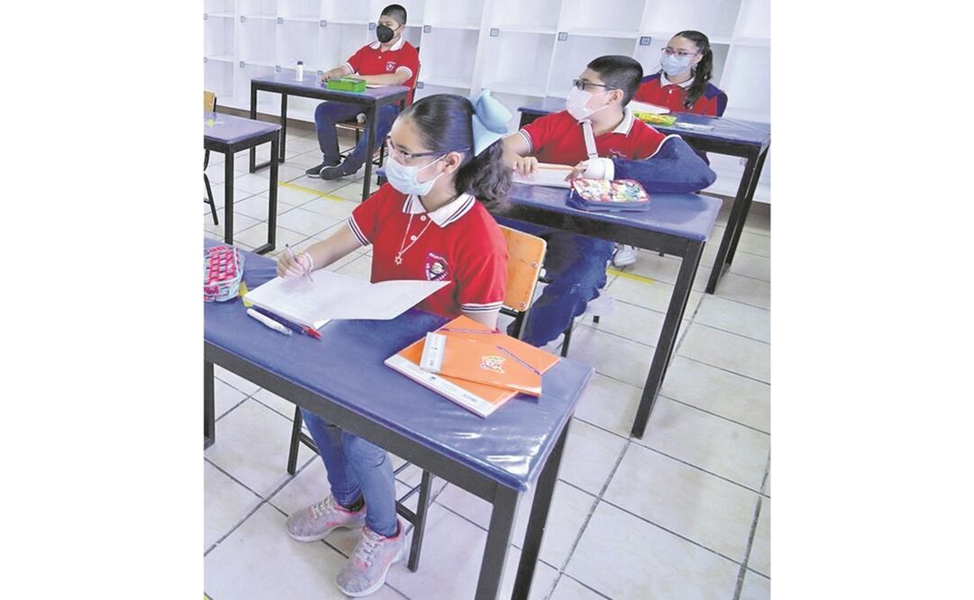 Los niños requieren ser vacuna- dos antes del regreso: AN y PRD. Foto: ARCHIVO EL UNIVERSAL