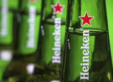 Femsa, dueña de Oxxo, desinvierte en Heineken; anuncia nuevo plan de negocios