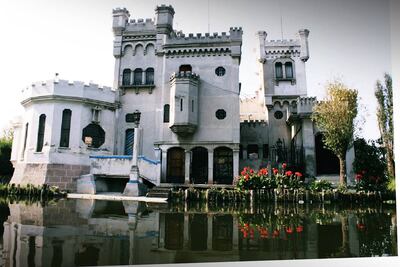 El misterioso castillo blanco de Xochimilco. Conoce su historia