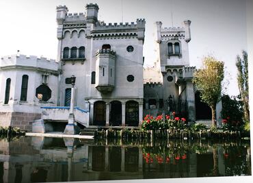 El misterioso castillo blanco de Xochimilco. Conoce su historia