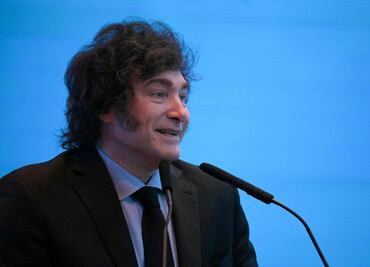 "Deslenguado", "Ignorante": así han sido los encontronazos entre Javier Milei y AMLO