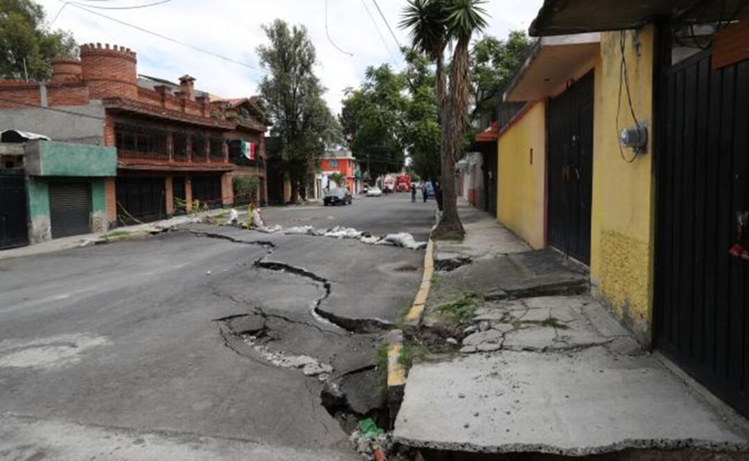 Daños por el sismo del 19 de septiembre en la delegación Tláhuac. (Foto: Archivo/El Universal)