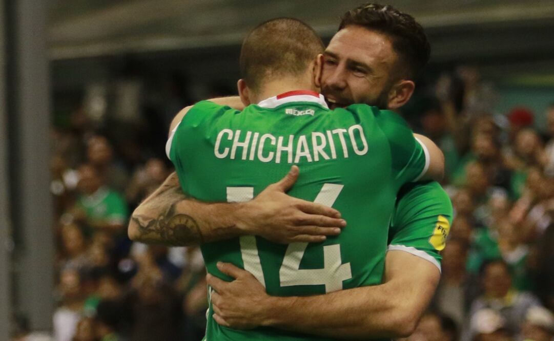 Chicharito y Layún recaudan más de 150 mil dólares para México