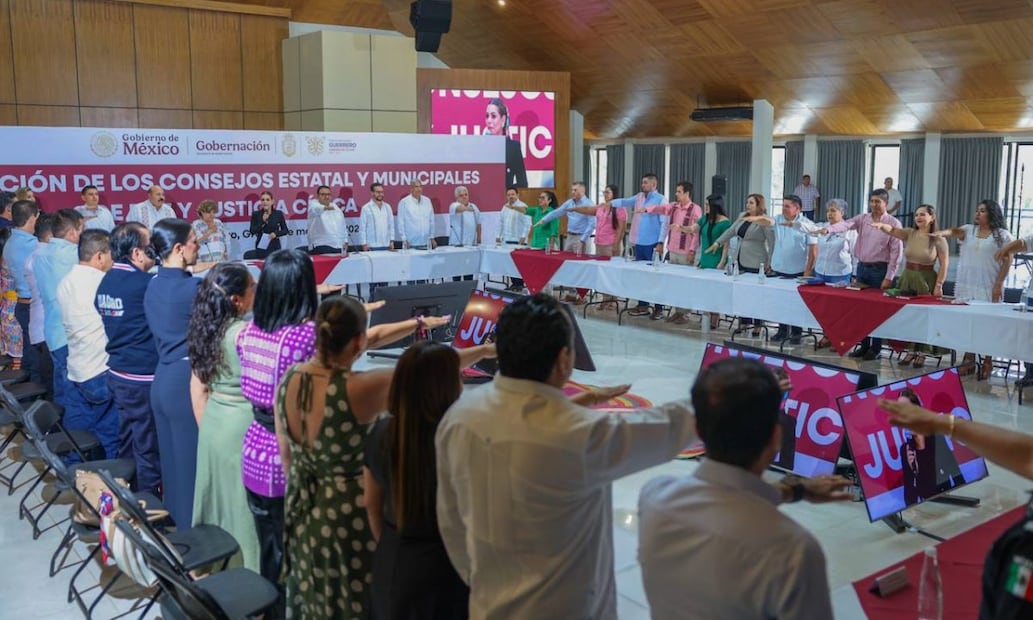 Toma de protesta de las y los integrantes del Consejo Estatal de Paz y Justicia Cívica. Foto: Especial.