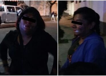 Caen 2 mujeres que vestían a niños de payasitos para pedir dinero en el Metro