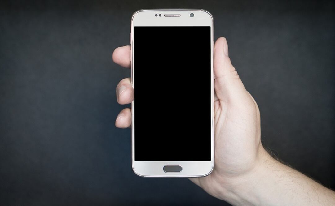 Debes tener cuidado con la información que llega a tu celular. Foto: Pixabay