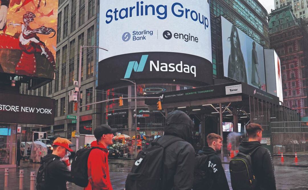 El Nasdaq Marketsite, durante las transacciones matutinas de ayer en la ciudad de Nueva York. (08/04/2025) Foto: AFP