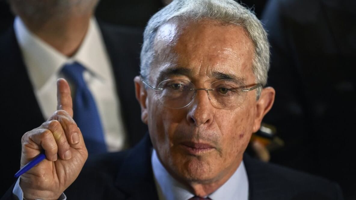 Uribe es el primer expresidente colombiano en rendir una indagatoria ante la Corte Suprema (Foto: Getty Images)