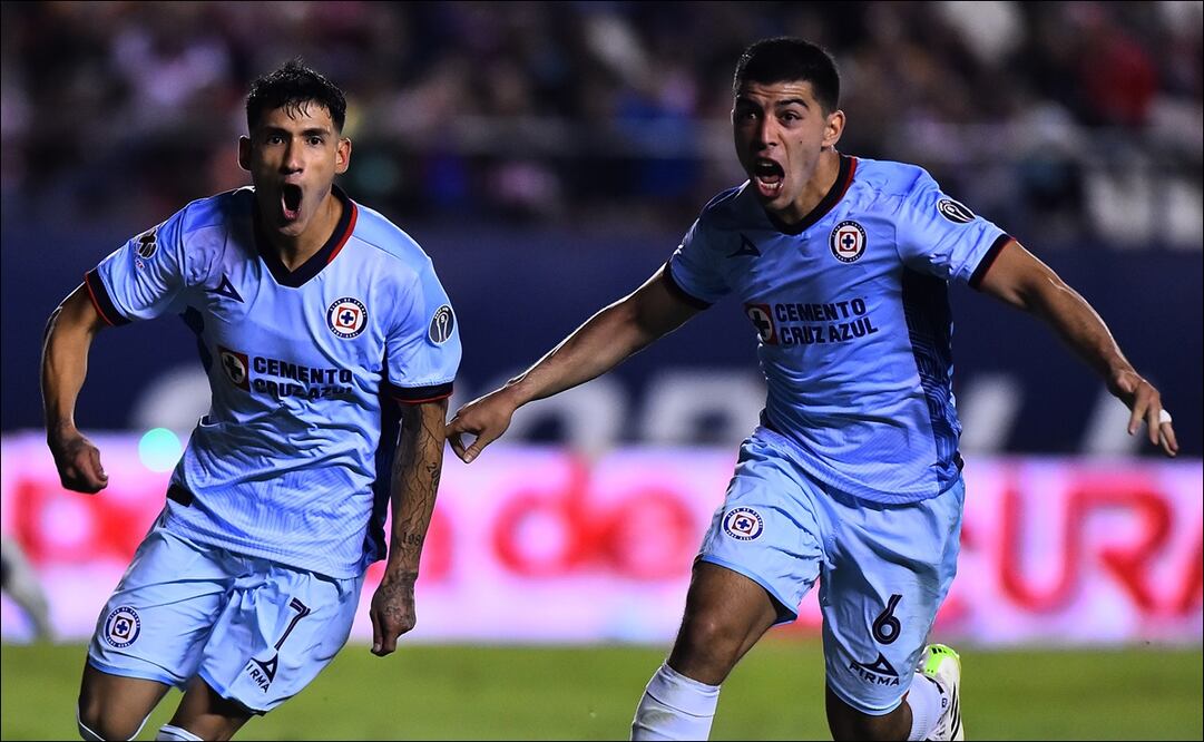 Cruz Azul vence al líder de la Liga MX y abandona el fondo de la tabla general