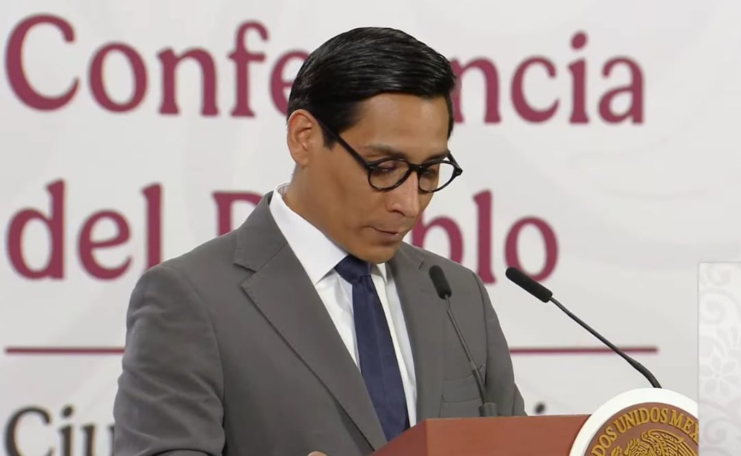 Miguel Elorza Vázquez, coordinador de Infodemia, presentó disculpas públicas durante la conferencia matutina de la presidenta Claudia Sheinbaum de este miércoles 1 de abril de 2026. Foto: Captura