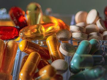 ¿Cuál es la vitamina que en exceso puede producir cálculos en los riñones?