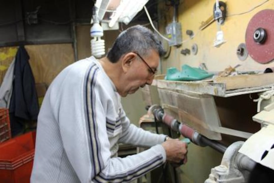 Adiós a los artesanos de zapatos a la medida