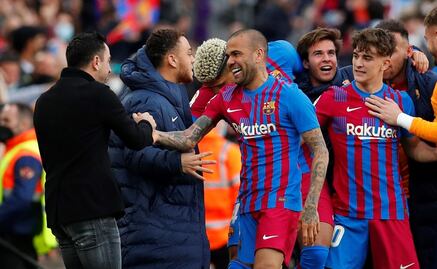 Los jugadores del Barcelona opinan sobre tener a Xavi Hernández como DT