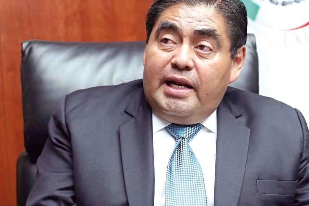 Miguel Barbosa Huerta Vicecoordinador del PT en el Senado (LUCÍA GODINEZ. EL UNIVERSAL)