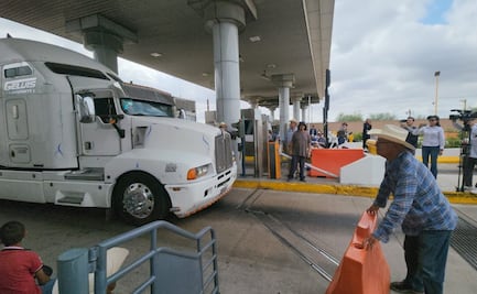 Productores de maíz liberan algunos tramos carreteros y plazas de cobro; se unen a manifestación de "Generación Z"