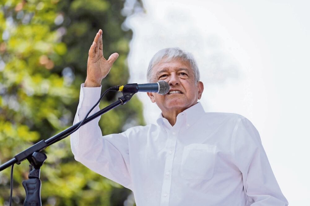 En la cumbre de comercio, los expertos aseguraron que pese a que AMLO tuvo un buen desempeño como jefe de Gobierno, preocupa su retórica populista (ARCHIVO EL UNIVERSAL)