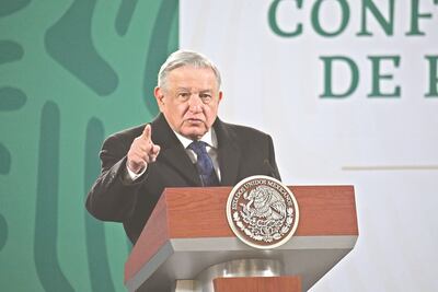 Son como tapaderas, alcahuetes, señala AMLO
