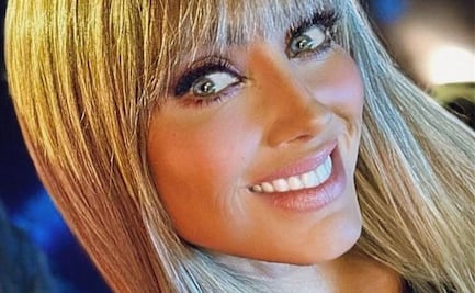 Al estilo barbiecore, Anahí recrea un emblemático look de RBD y se lleva todas las miradas