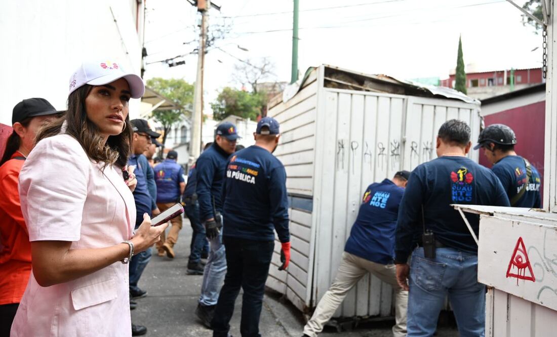 La alcaldía Cuauhtémoc llevó a cabo un operativo de liberación de espacio público en las colonias Obrera y Algarín. Foto: Especial