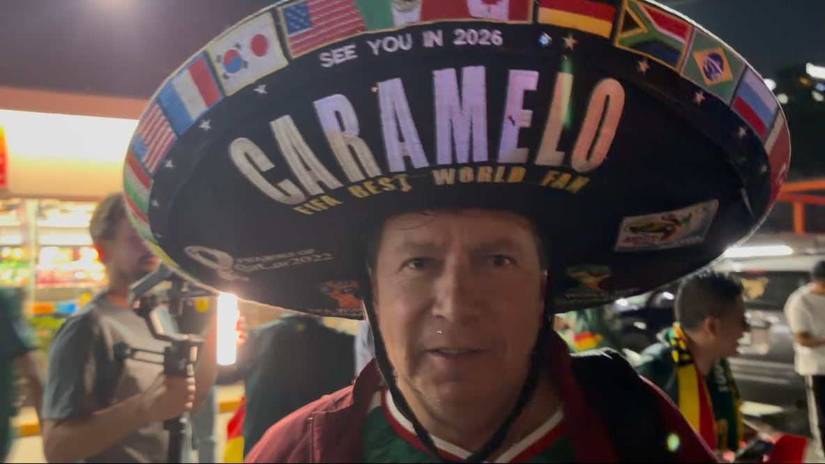 Caramelo apoya a la selección de Bolivia en Monterrey - Foto: Nicolás Schiller/EL UNIVERSAL