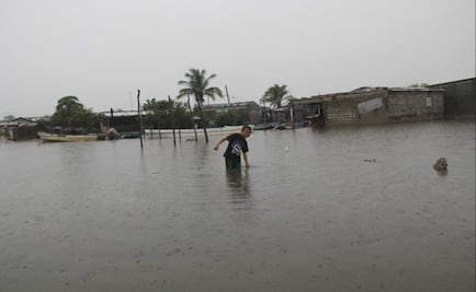 Fuertes lluvias y vientos interrumpen el servicio de energía en Chiapas