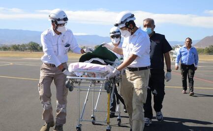 Ambulancia aérea traslada a 2 niñas tras incendio en Oaxaca; indagan tentativa de feminicidio