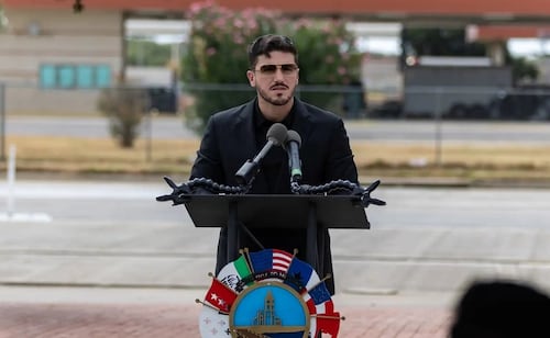 Gobernador de Nuevo León anuncia expansión de puente Laredo-Colombia; estiman más de 15 mil cruces diarios para 2030