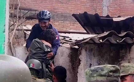 Rescatan a mujer encerrada durante una semana en una cisterna en Colima