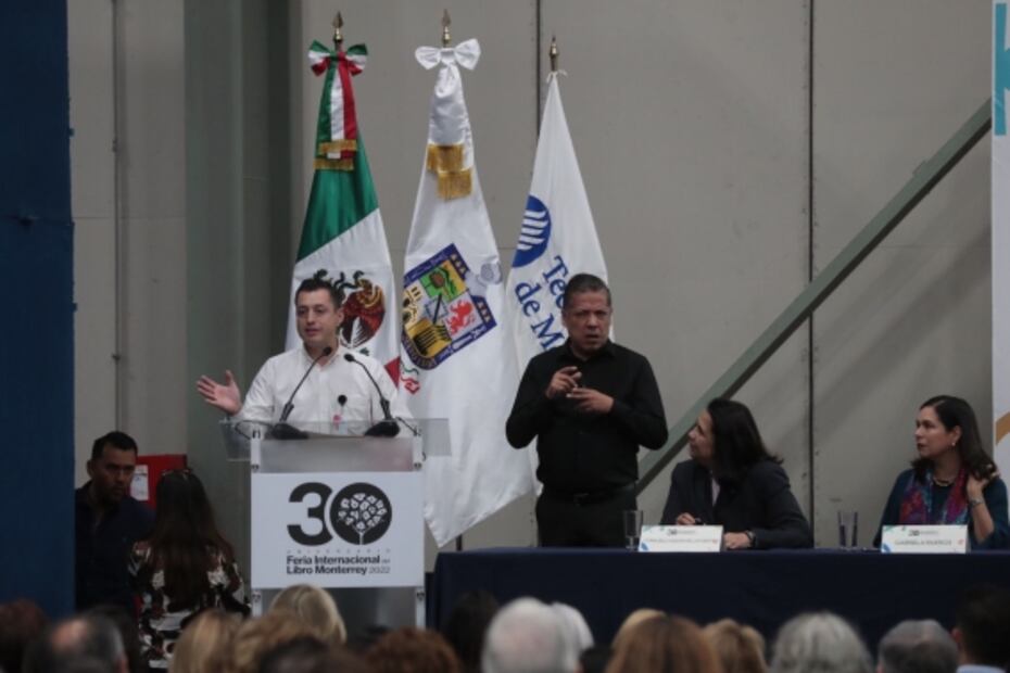 Samuel García inaugura la FIL de Nuevo León tras dos años de posponerla por la pandemia