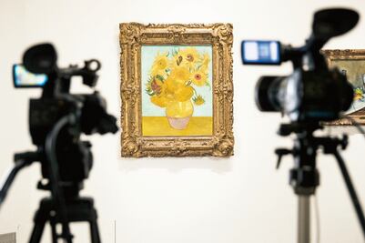 Cinco Girasoles de Van Gogh, en el mundo virtual