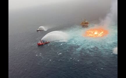 Registran incendio “ojo de fuego” en plataforma de Pemex en Campeche