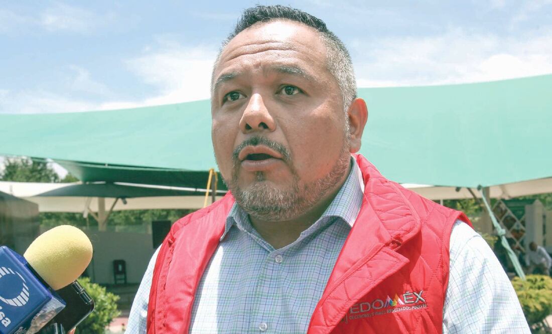 Medidas ante el corte. Alfredo Pérez Guzmán, titular de la CAEM, informó que se abastecerá agua en 731 colonias afectadas por el corte. JORGE ALVARADO. EL UNIVERSAL